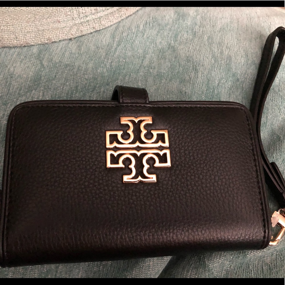 Tory Burch smartphone wallet